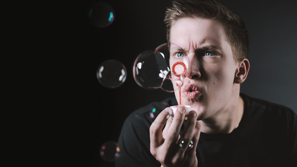 Téléchargement gratuit Images Daniel Sloss Live Shows Site Officiel De Netflix dernière salutations