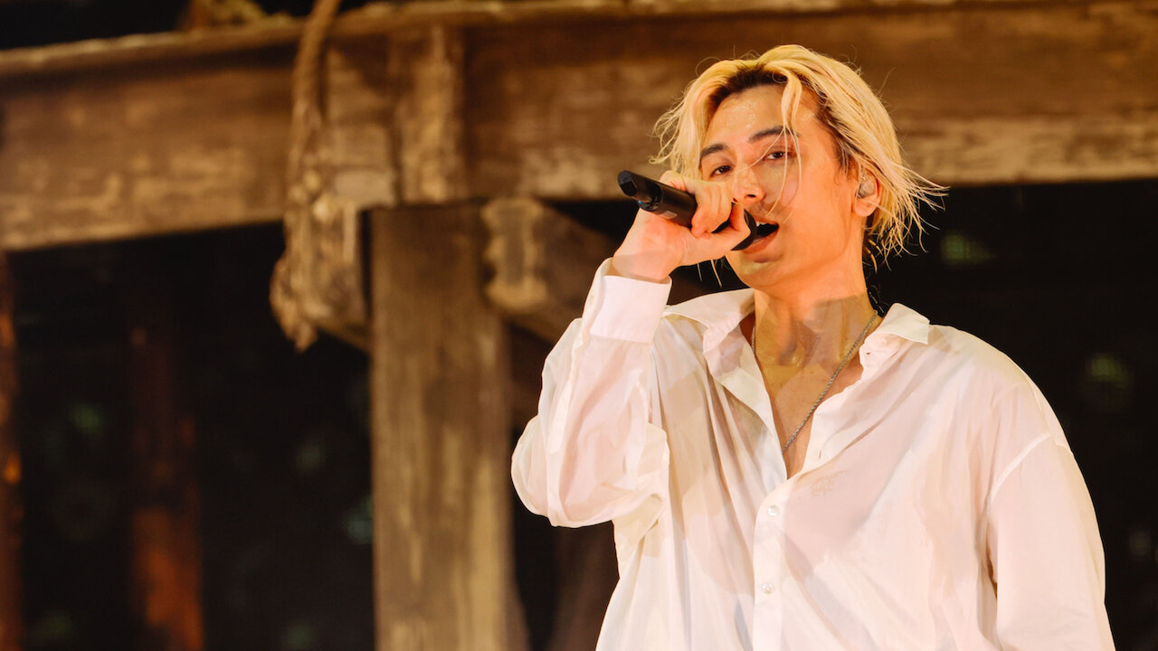 Watch Fujii Kaze Stadium Live “Feelin' Good” | Netflix