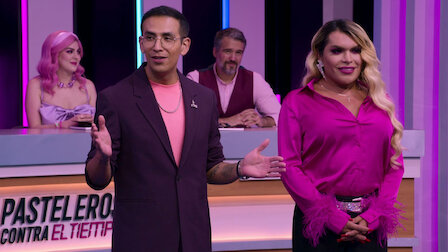 SUGAR RUSH: THE BREAKING POINT, (aka PASTELEROS CONTRA EL TIEMPO), from  left: Ludwika Paleta, judge Luis Robledo, (Season 1, ep. 101, aired July  12, 2023). photo: ©Netflix / Courtesy Everett Collection Stock Photo - Alamy