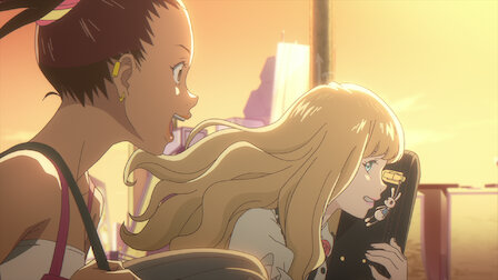 Cena do anime Carole & Tuesday com legendas em português e inglês