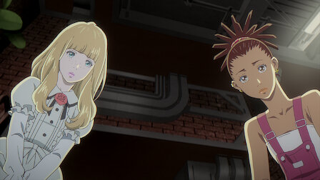 Cena do anime Carole & Tuesday com legendas em português e inglês