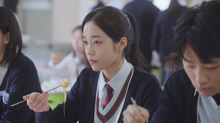 Series coreanas na Netflix: O que é o curso de amor intensivo? É uma série  coreana que segue uma mulher solteira que decide se matricular em um curso  de amor intensivo para