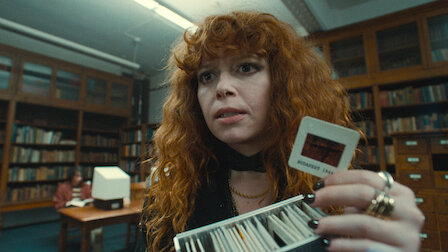 In “Russian Doll,” Natasha Lyonne Barrels Into the Past