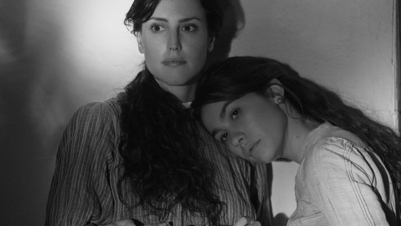 Watch Elisa & Marcela | Netflix Official Site